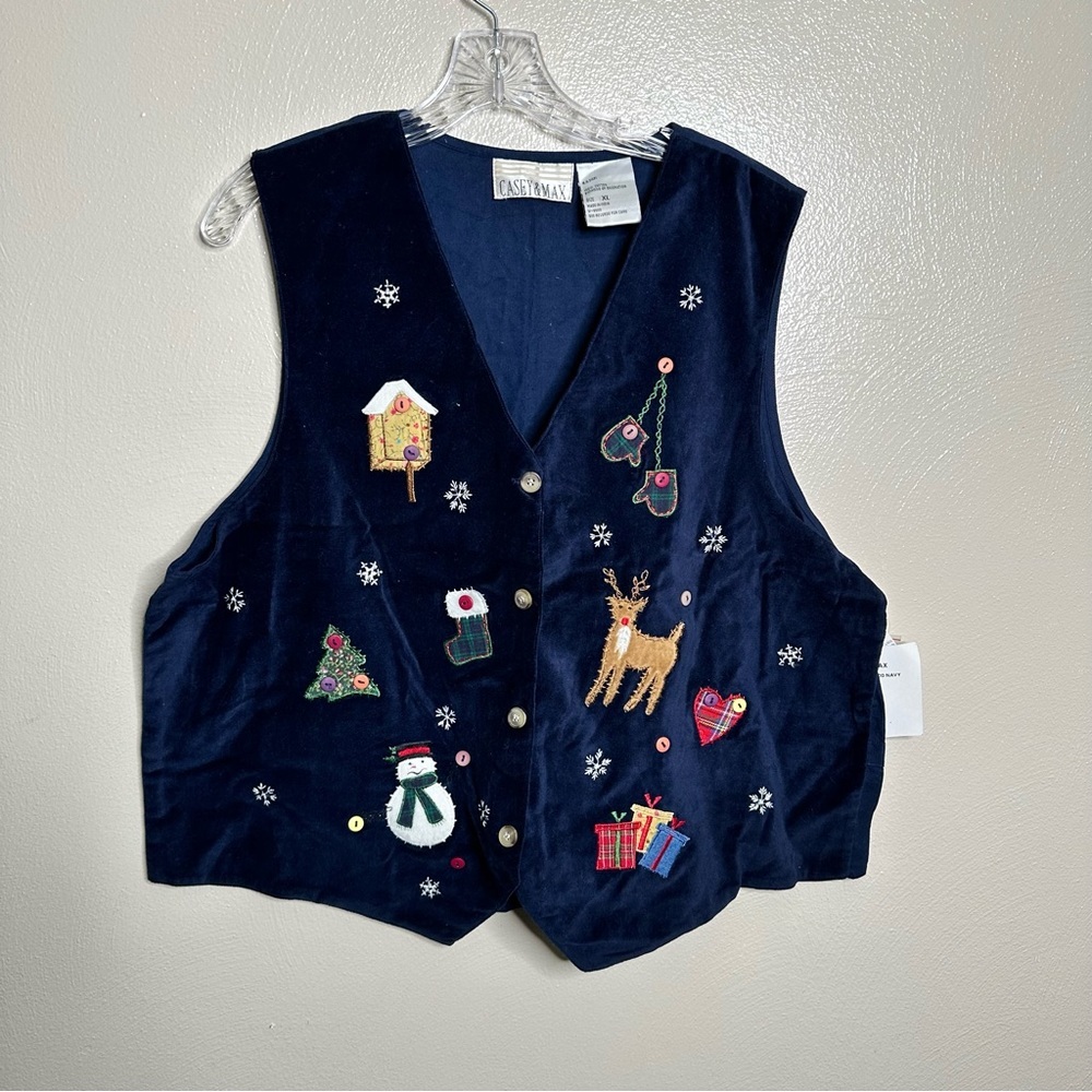 Casey & Max Navy Suede NWT Christmas Embroidered Vest Size XL